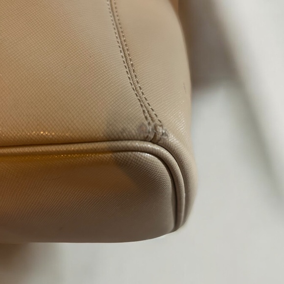 Coach Peyton Leather Zip Tote - Picture 5 of 12